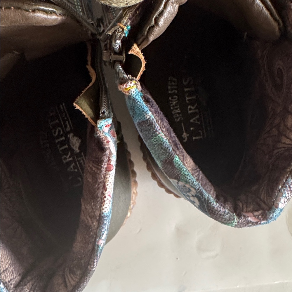 L’Artiste By Spring Step Maylah OLM Olive Multi Floral Leace-up Boots size 41 EU - Picture 9 of 12